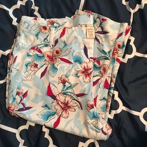 Faded Glory Floral Capris